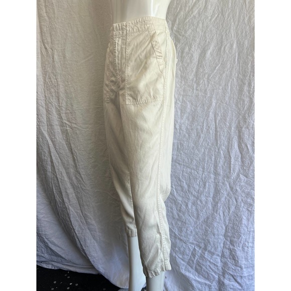 White J. Crew High Waist Cargo Style Capris - Picture 8 of 8